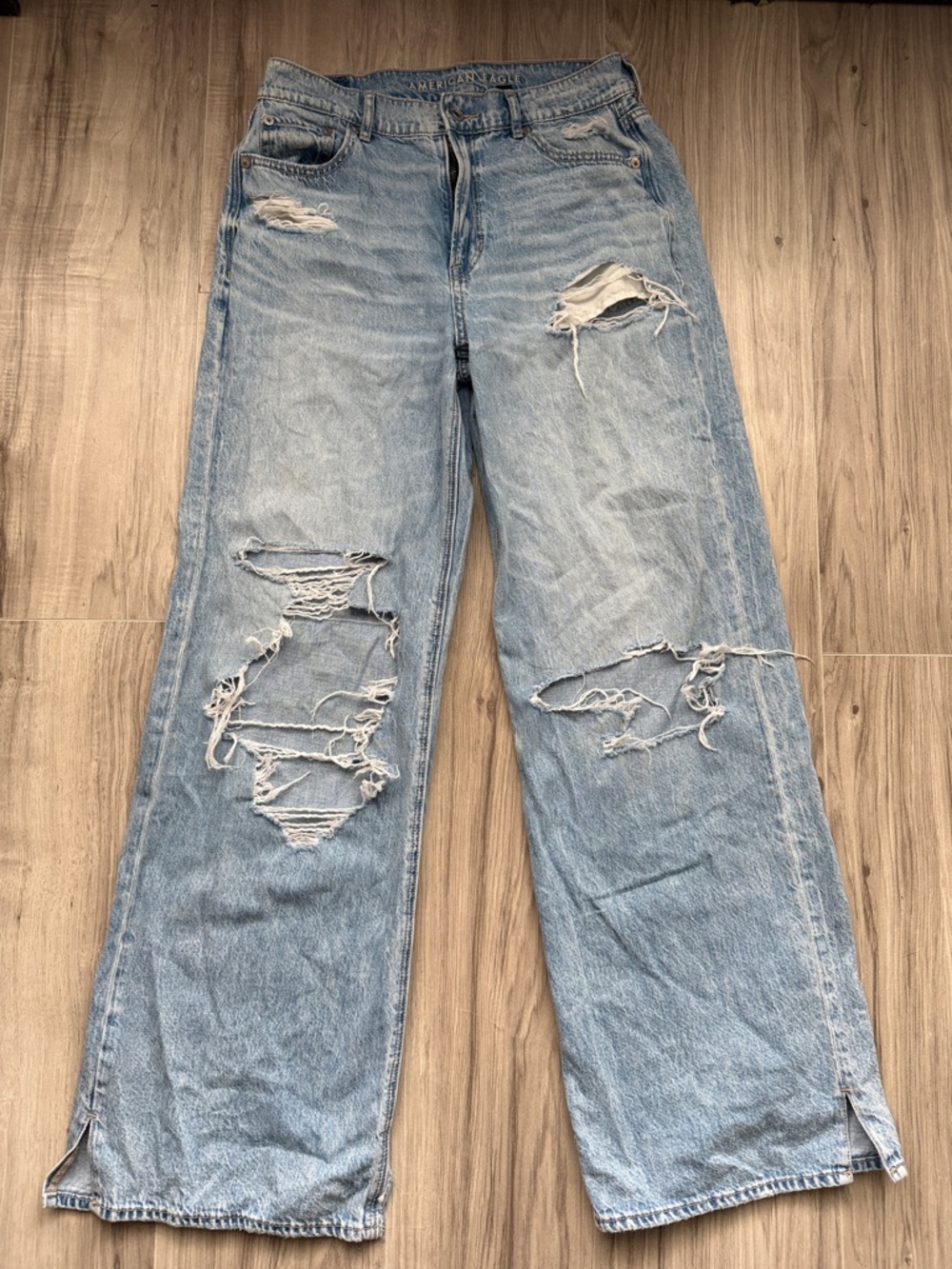 American Eagle Outfitters Light Blue Distressed Wide-Leg Jeans